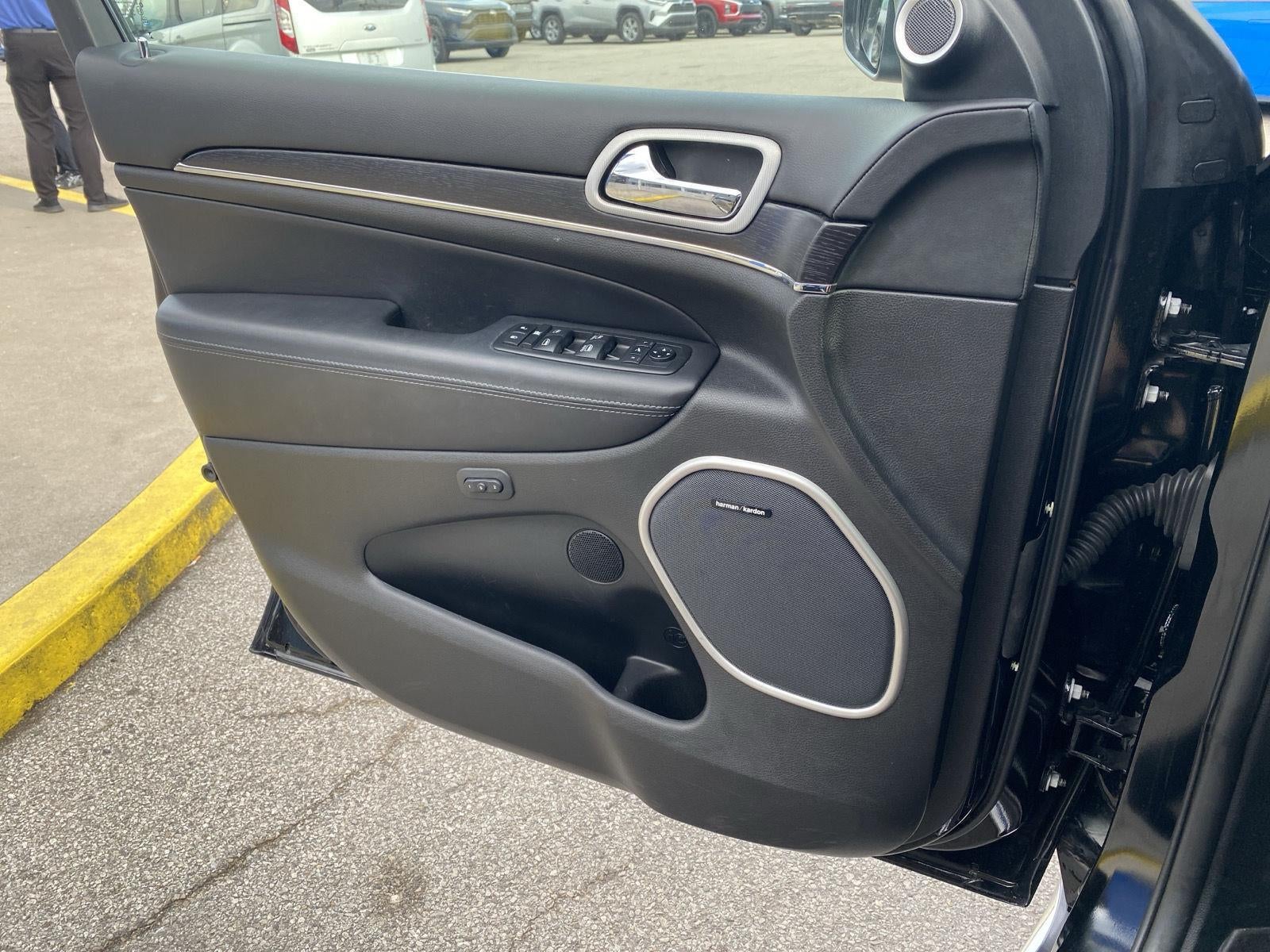 2019 Jeep Grand Cherokee Summit