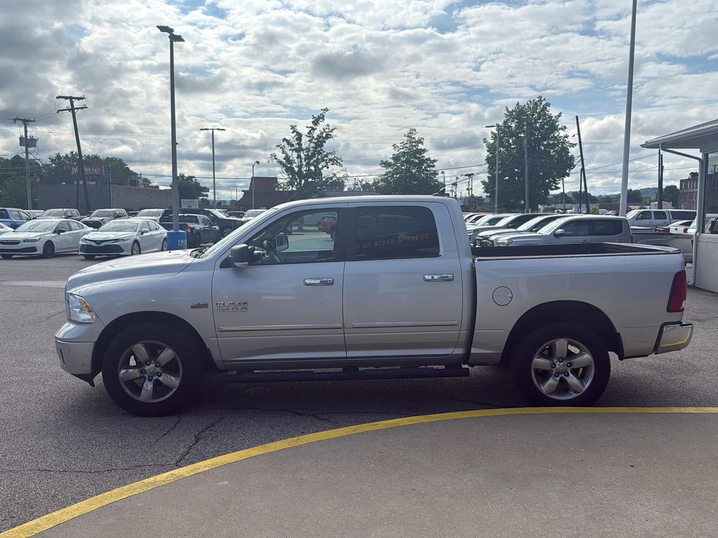 2016 RAM 1500 Base