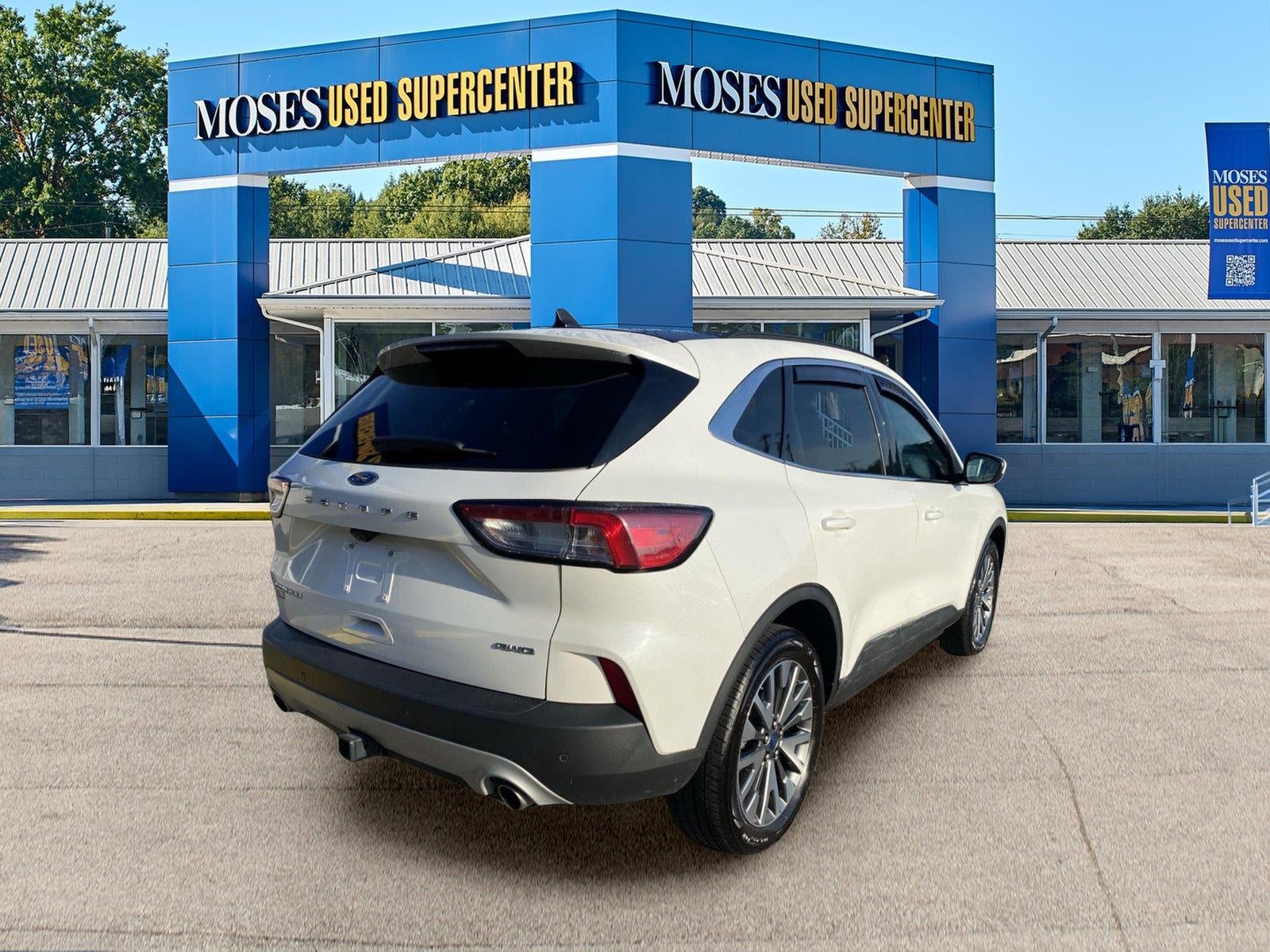 2022 Ford Escape Titanium