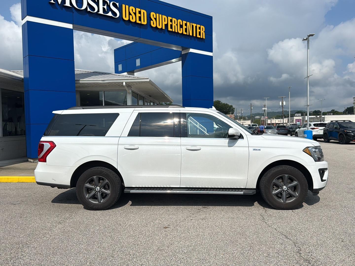 2021 Ford Expedition Max XLT