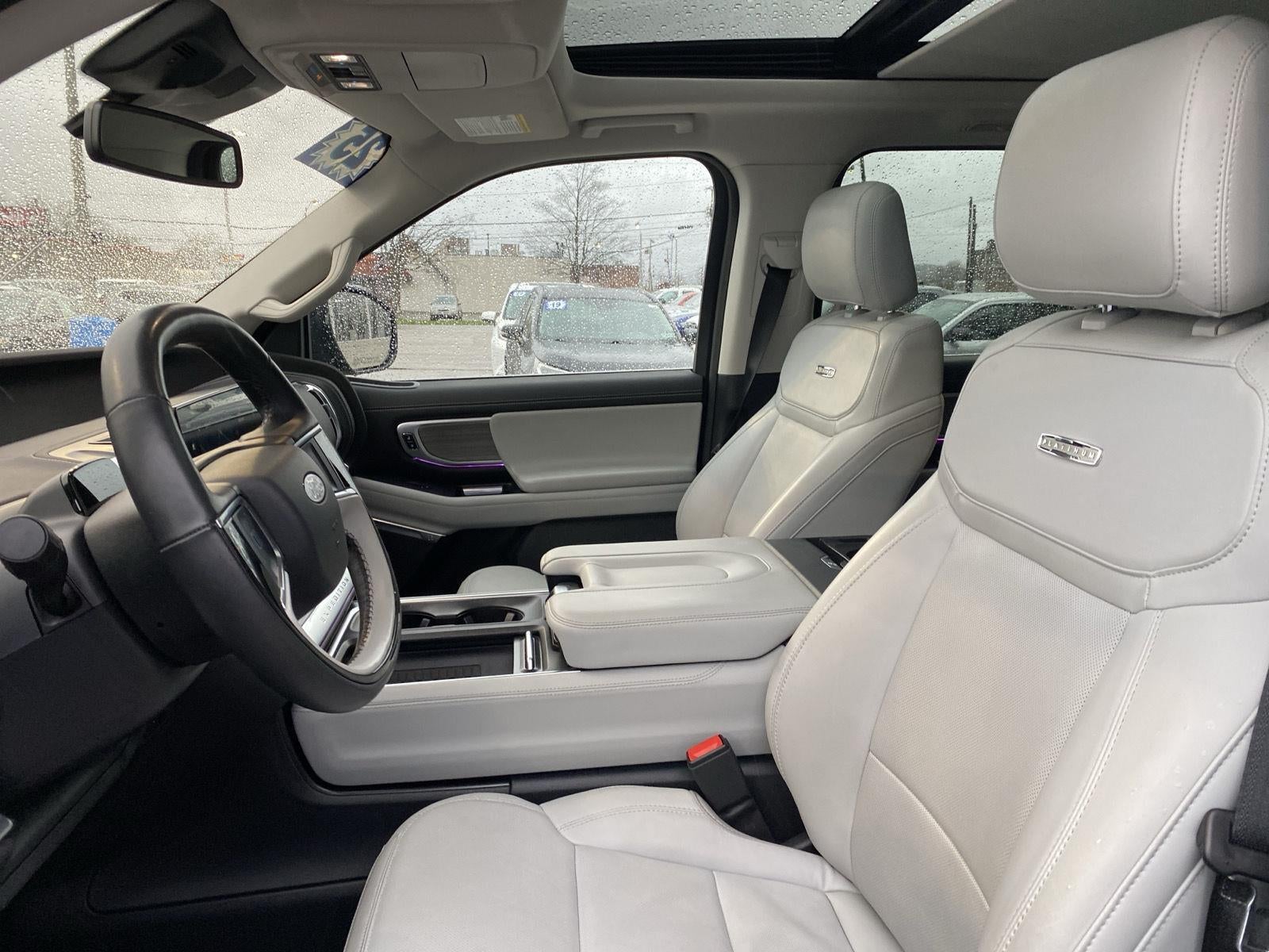 2025 Ford EXPEDITION Base