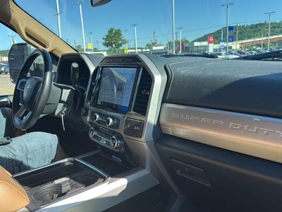 2022 Ford Super Duty F-250 Lariat