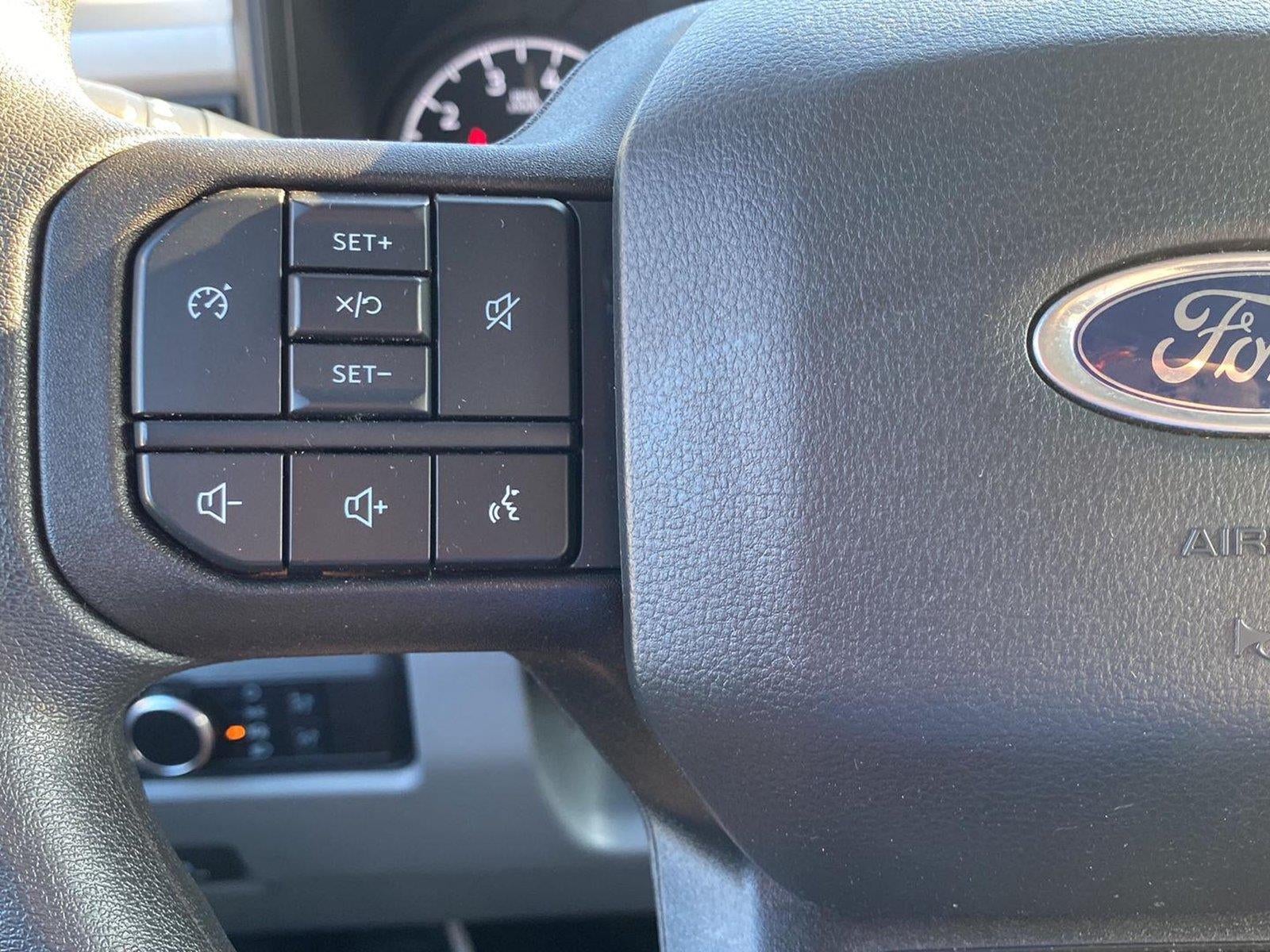 2023 Ford Super Duty F-350 Srw XL