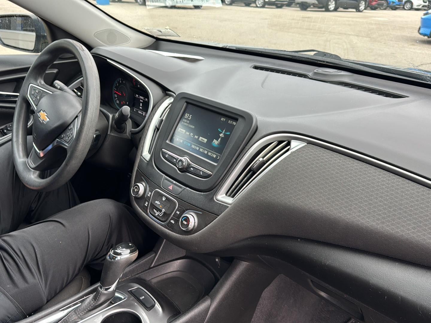 2018 Chevrolet Malibu LS