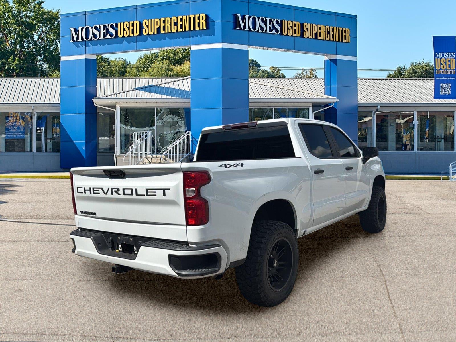 2022 Chevrolet Silverado 1500 Custom