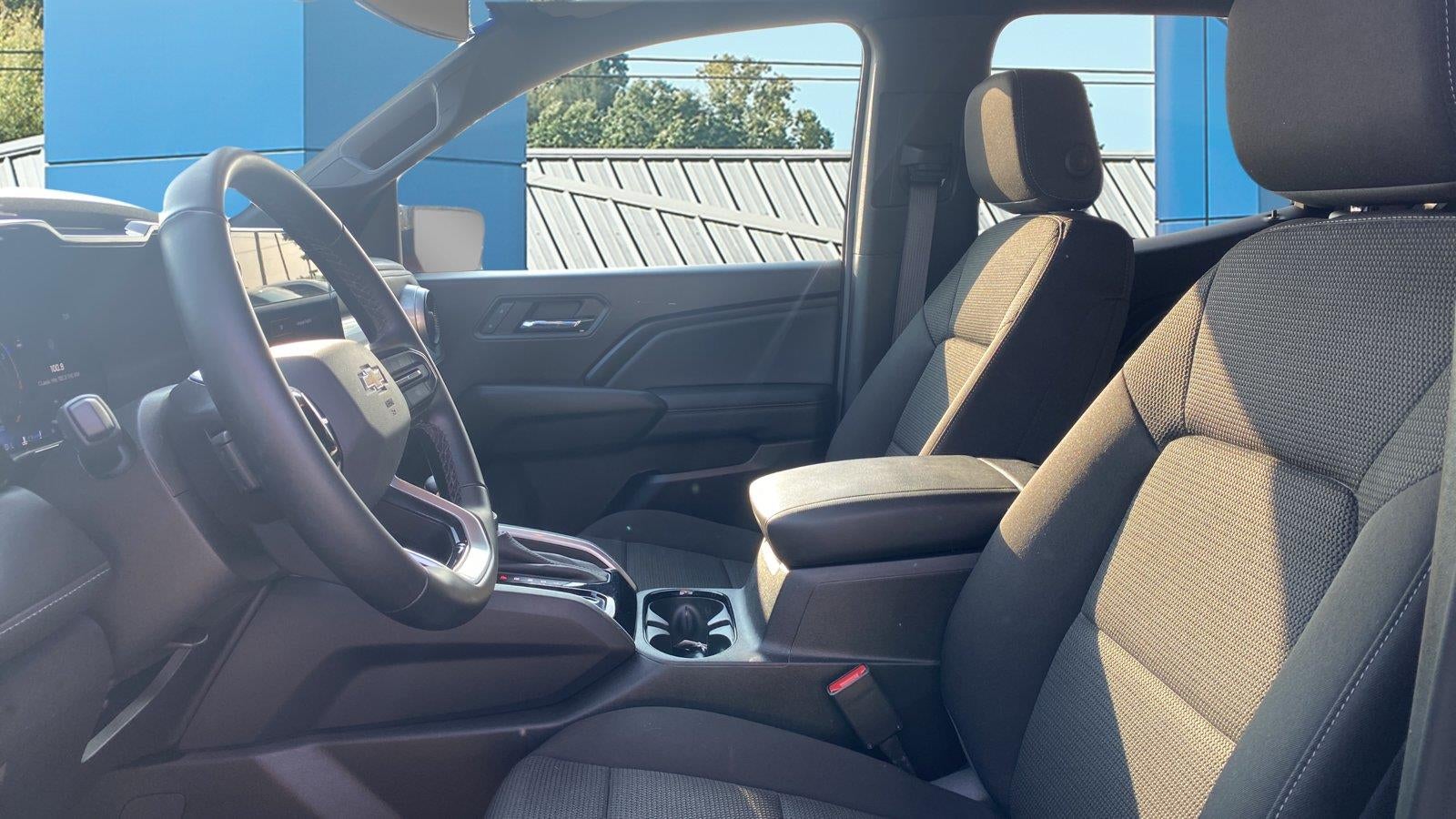 2024 Chevrolet Colorado 4WD LT