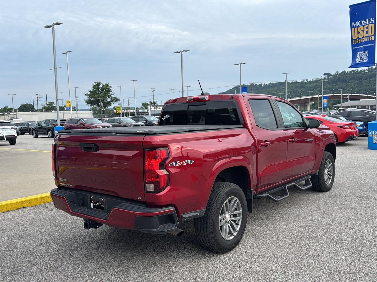 2024 Chevrolet Colorado 4WD LT