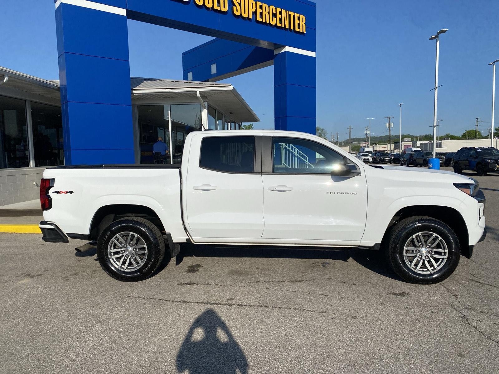 2024 Chevrolet Colorado 4WD LT