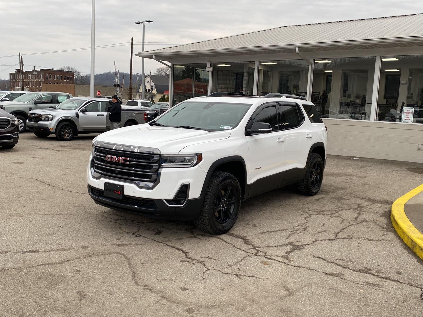 2021 GMC Acadia AT4