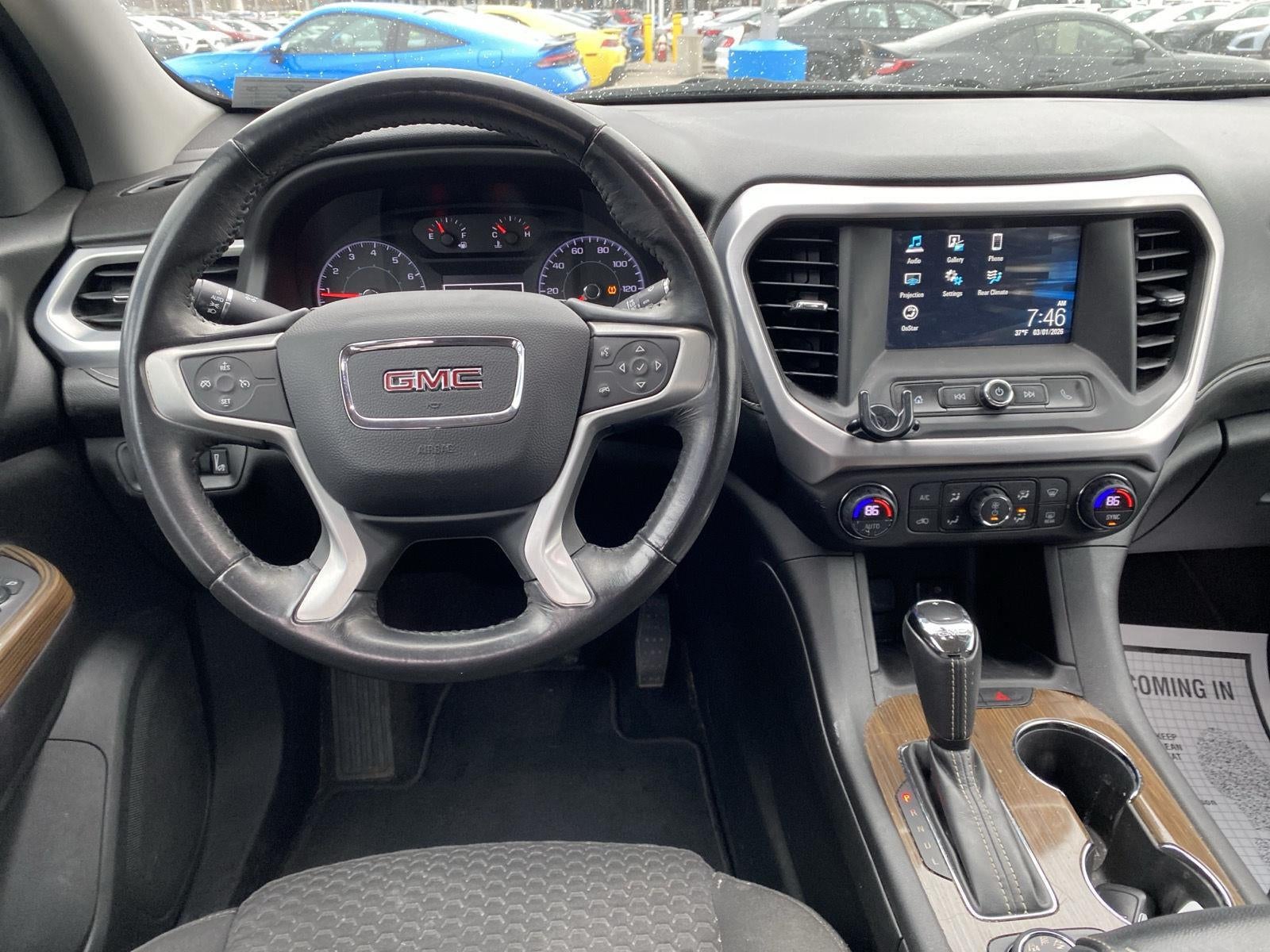 2017 GMC Acadia SLE