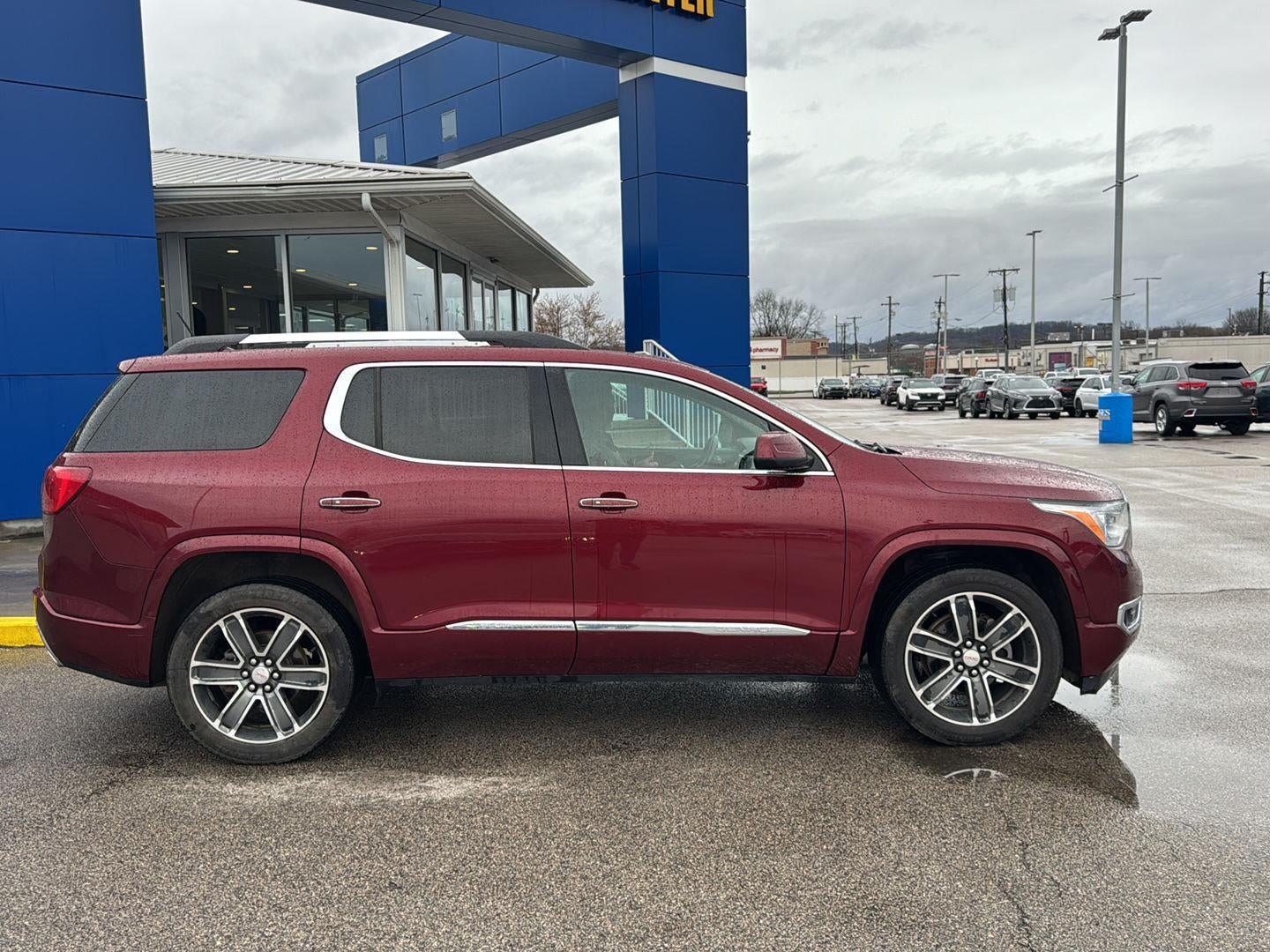 2017 GMC Acadia Denali