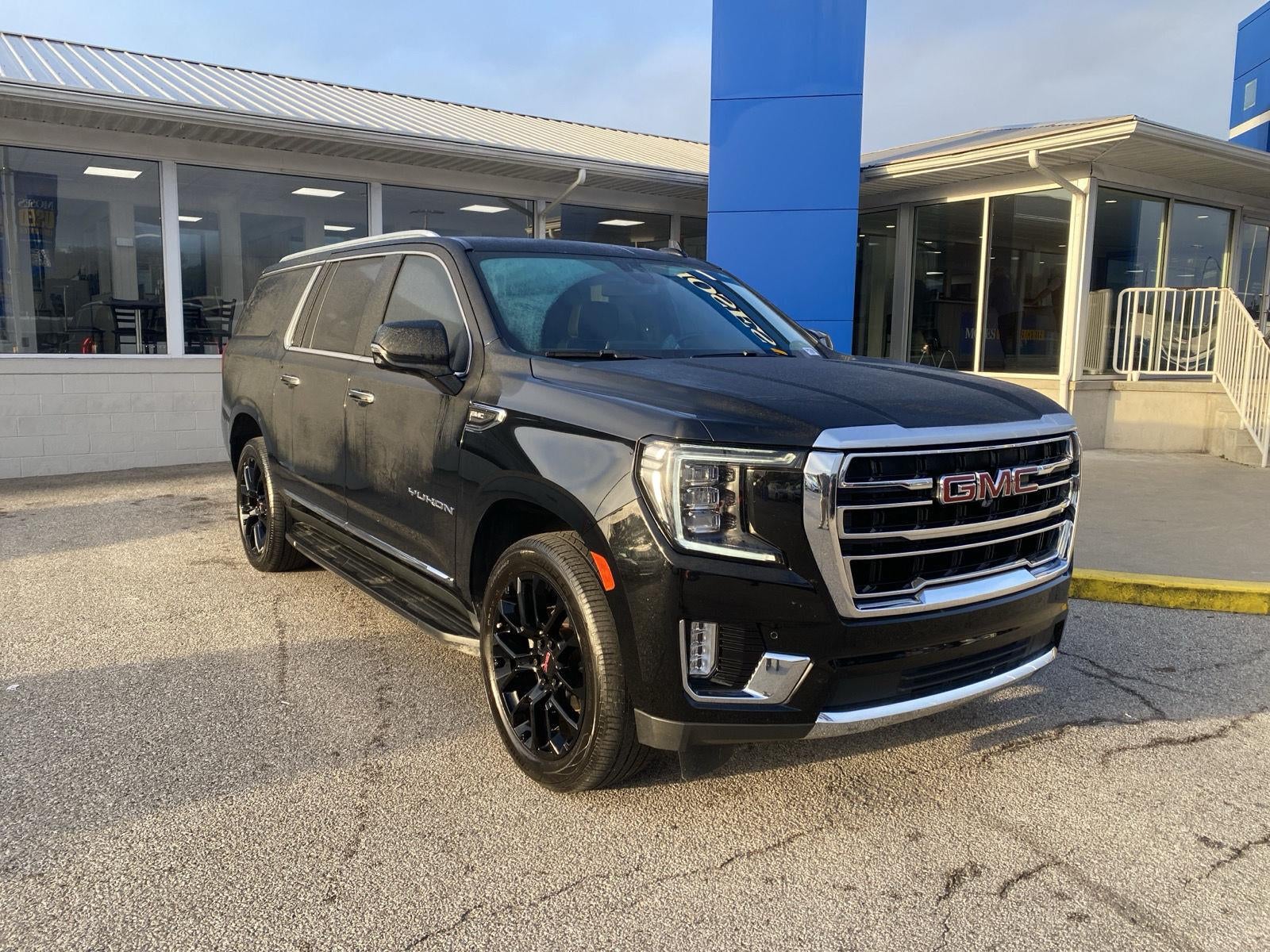 2022 GMC Yukon XL SLT