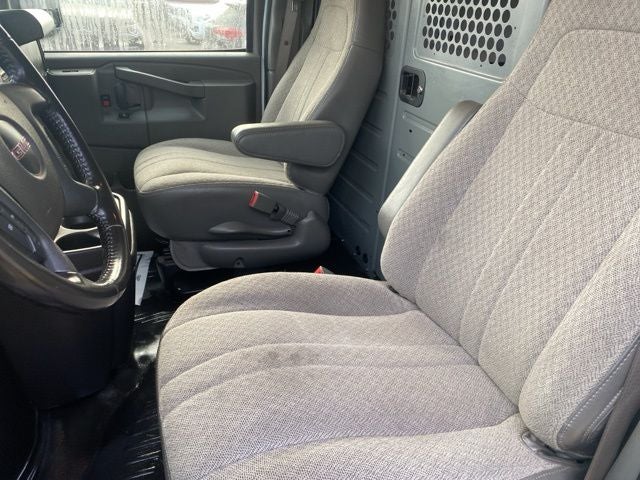 2022 GMC Savana 2500 Work Van