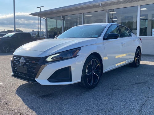 2025 Nissan Altima SR