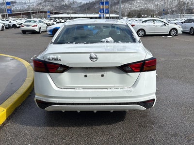 2025 Nissan Altima SV