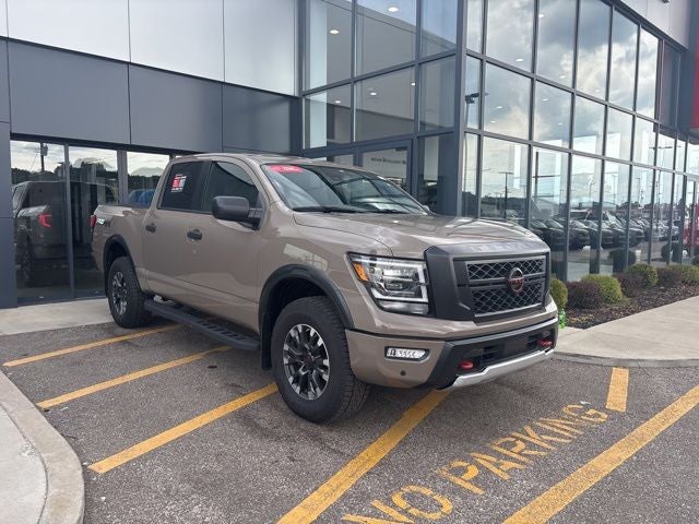 2024 Nissan Titan PRO-4X