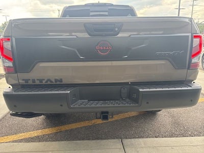 2024 Nissan Titan PRO-4X