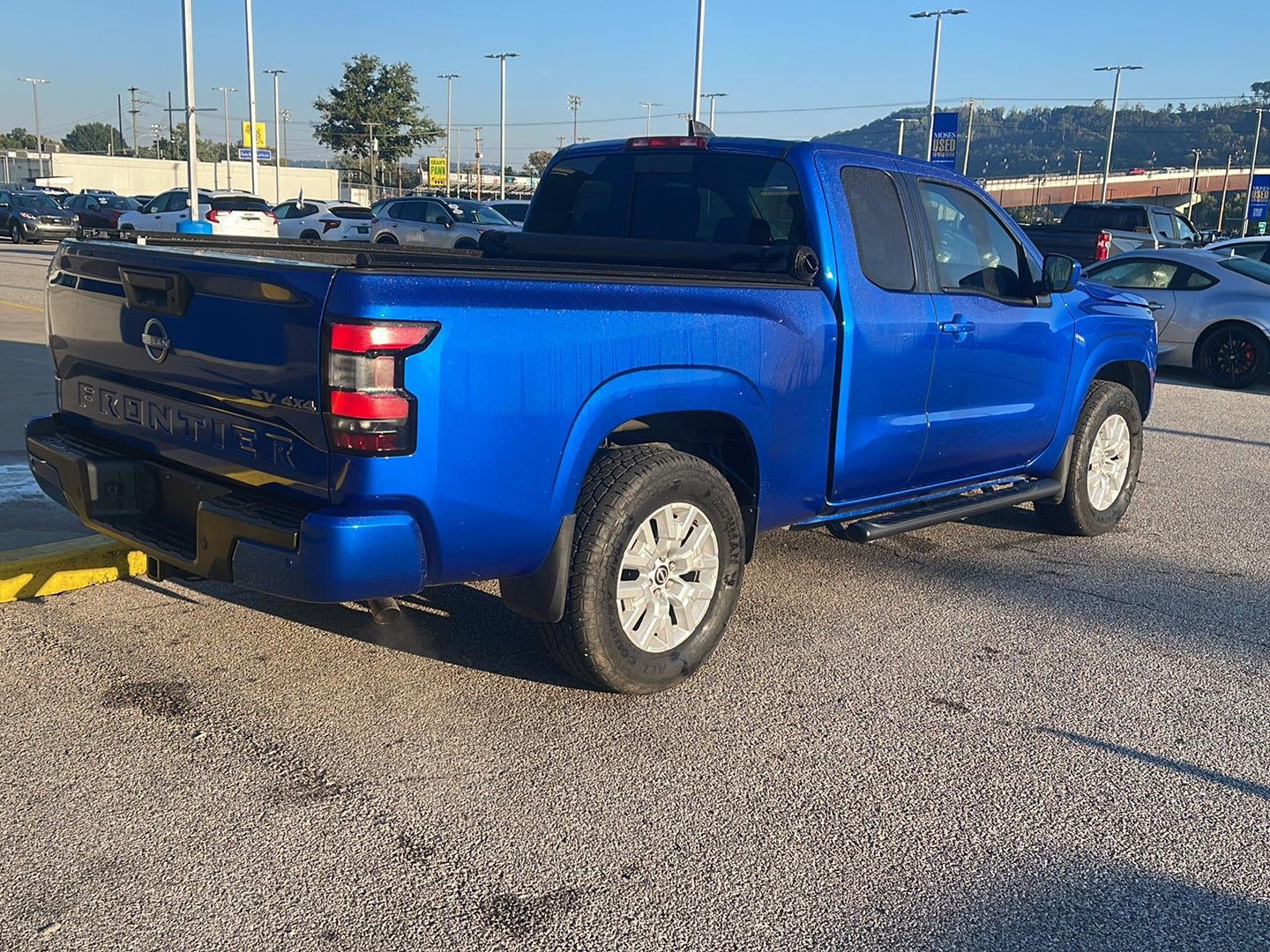 2024 Nissan Frontier SV