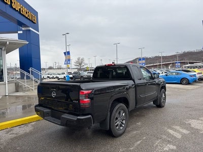 2025 Nissan Frontier SV