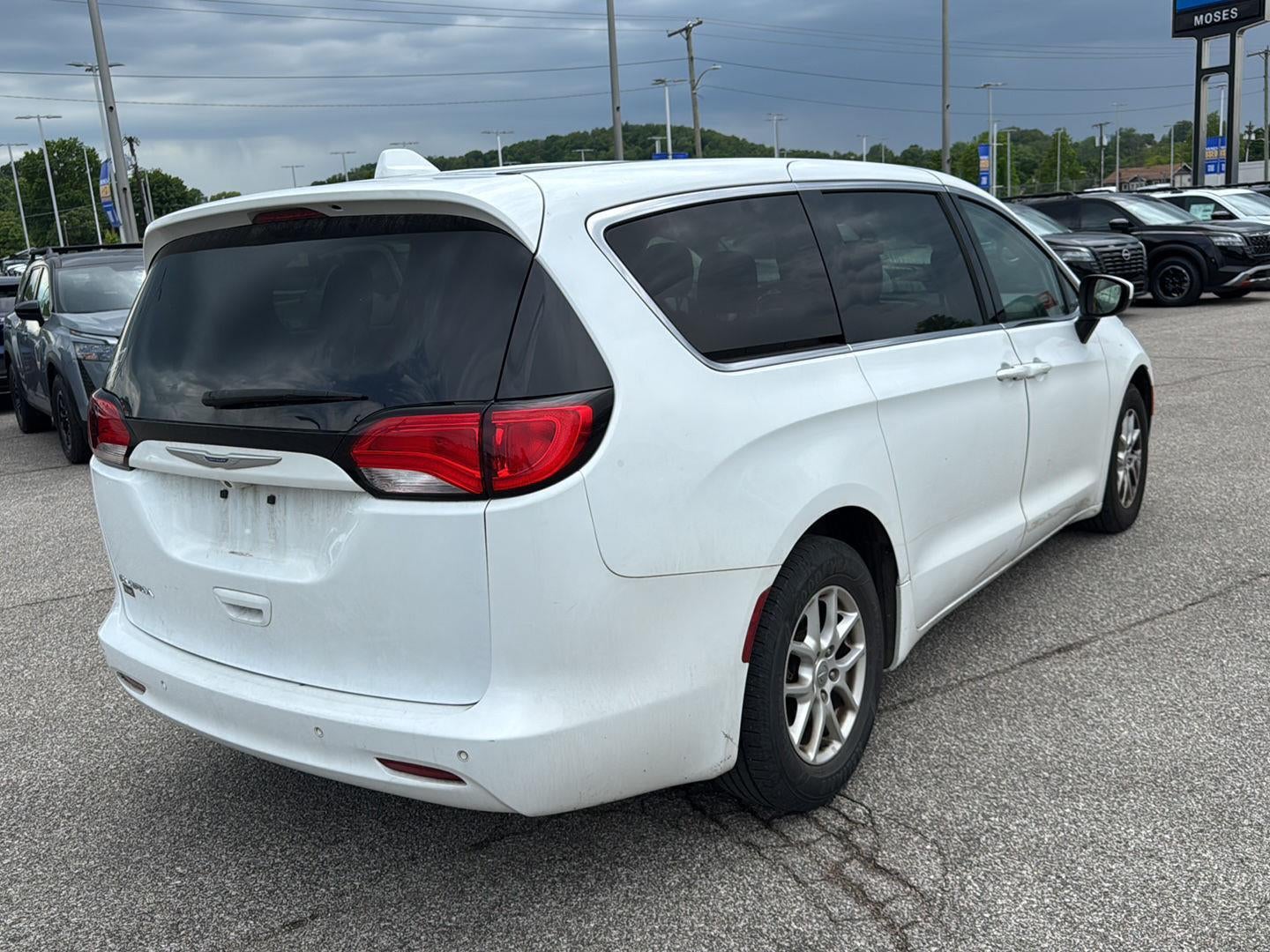 2019 Chrysler Pacifica LX