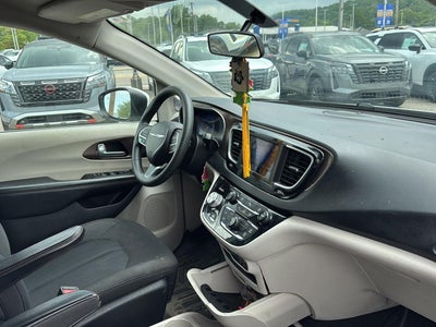2019 Chrysler Pacifica LX