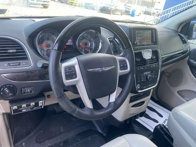 2016 Chrysler Town & Country Limited