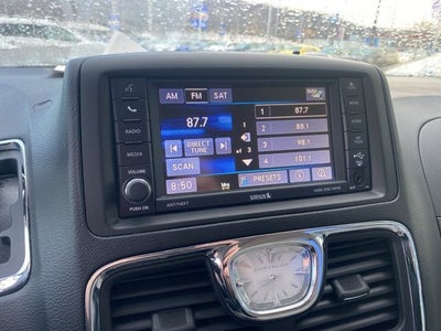 2016 Chrysler Town & Country Limited