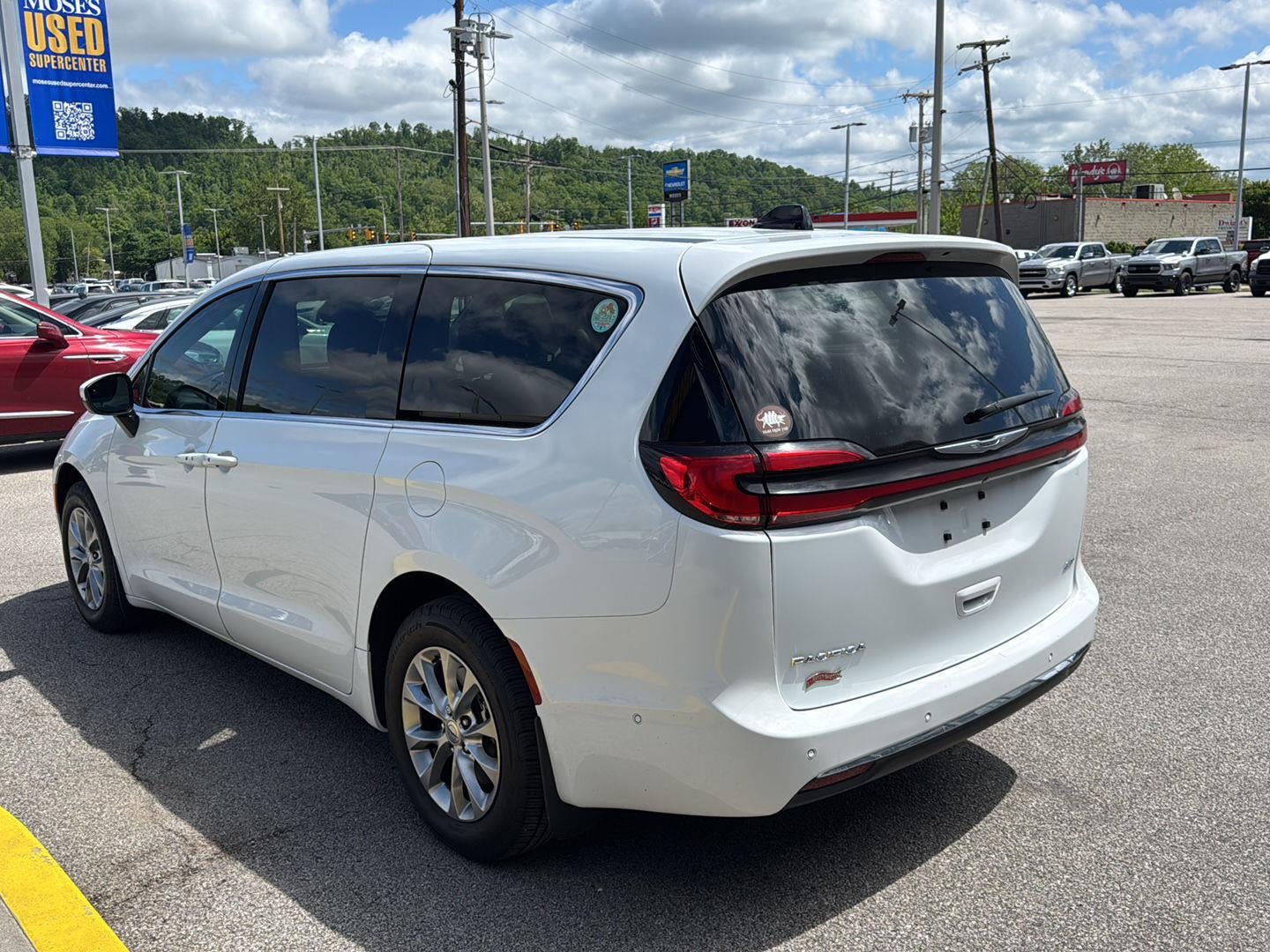 2023 Chrysler Pacifica Touring L