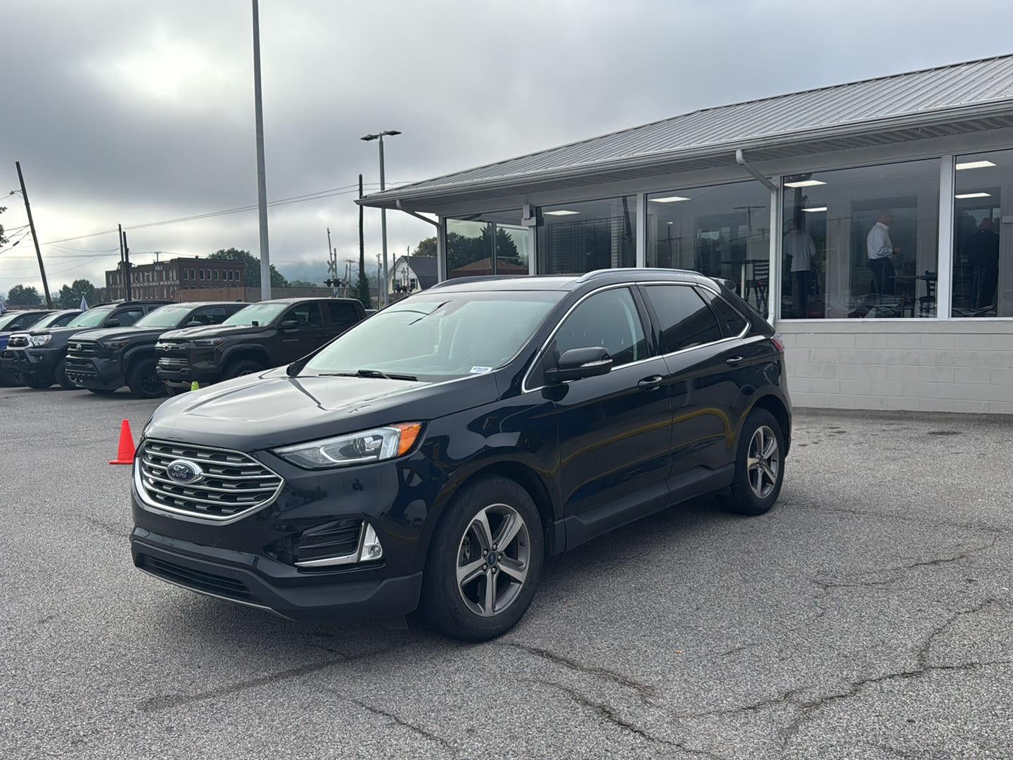 2020 Ford Edge SEL