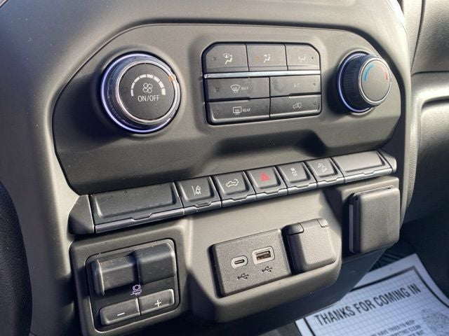 2024 Chevrolet Silverado 2500HD Custom