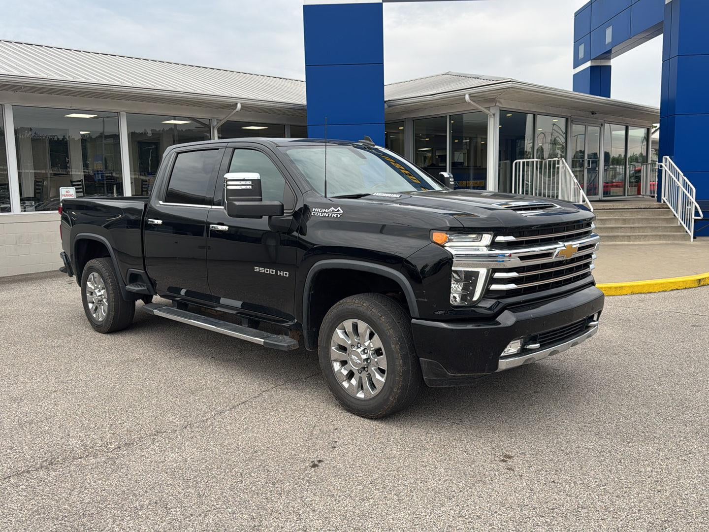 2022 Chevrolet Silverado 3500HD High Country