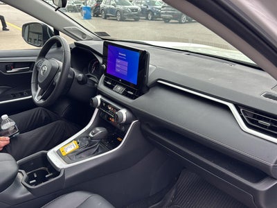 2023 Toyota RAV4 XLE Premium