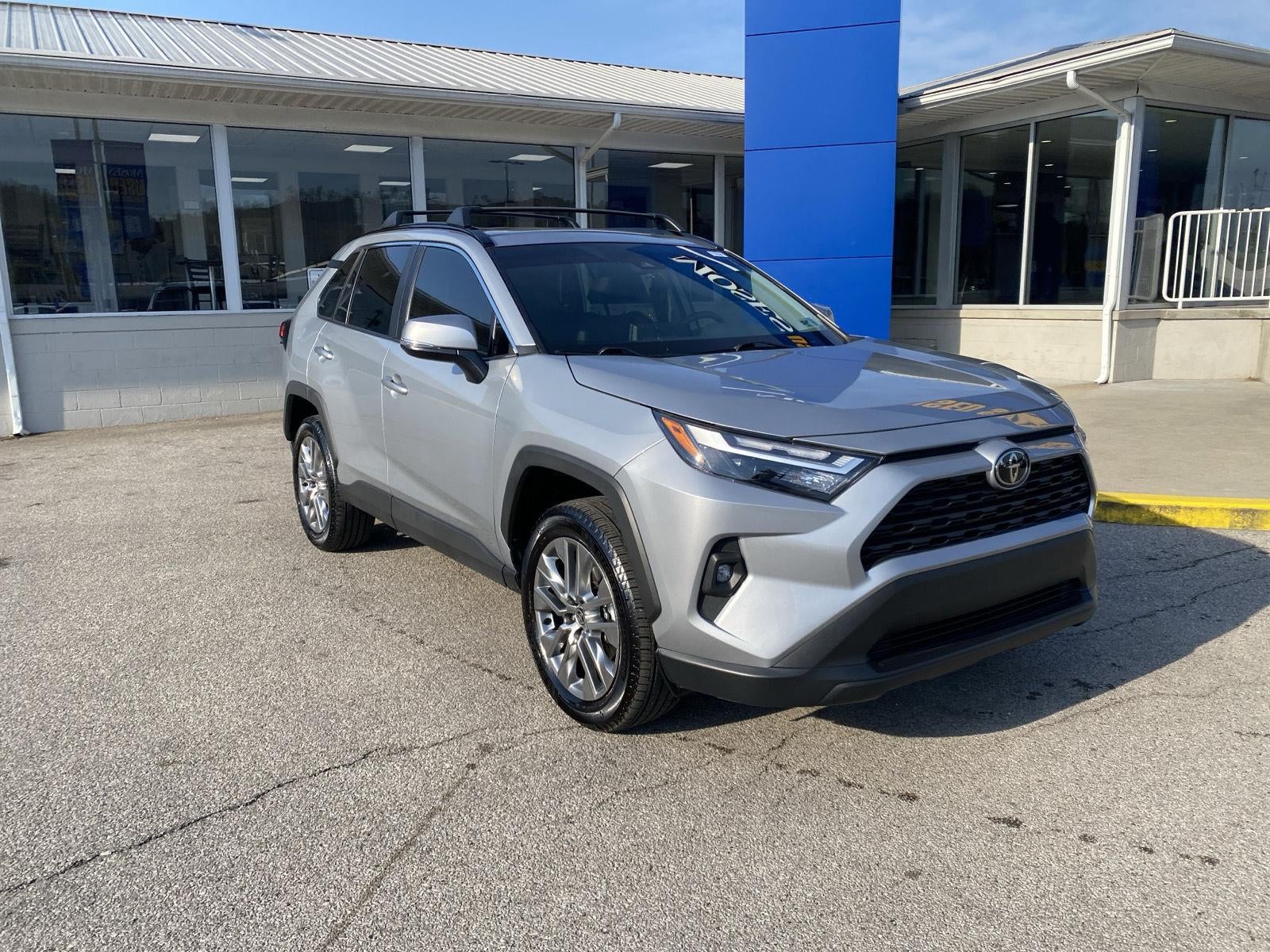 2025 Toyota RAV4 XLE Premium