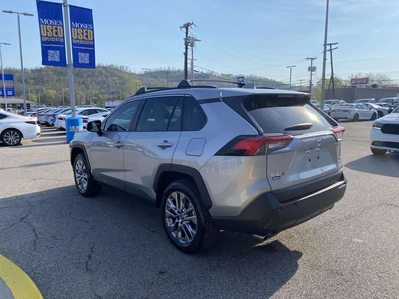 2025 Toyota RAV4 XLE Premium