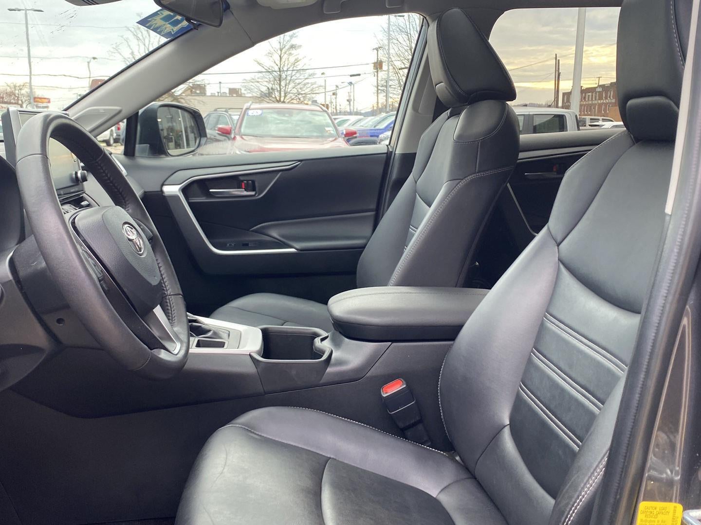 2022 Toyota RAV4 XLE Premium