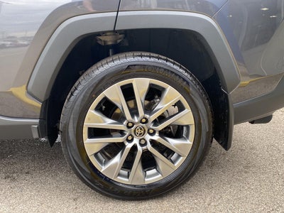 2022 Toyota RAV4 XLE Premium