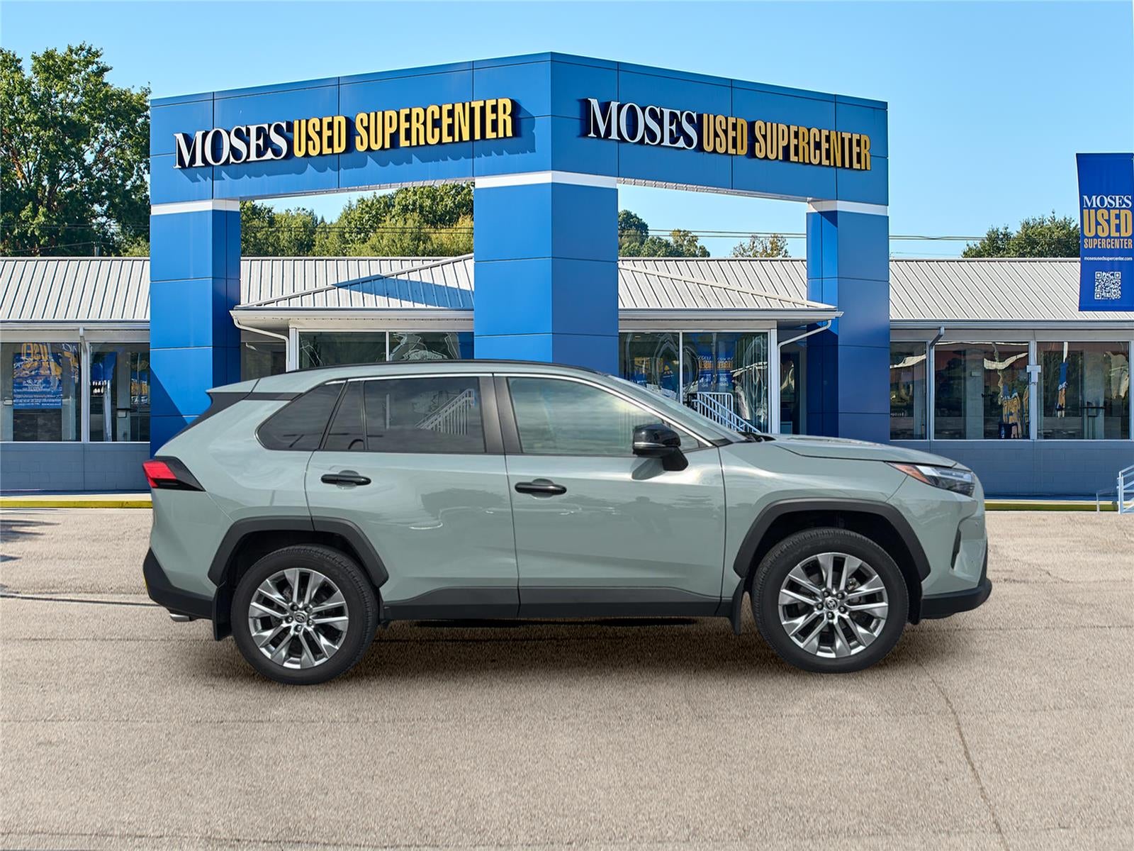 2023 Toyota RAV4 XLE Premium