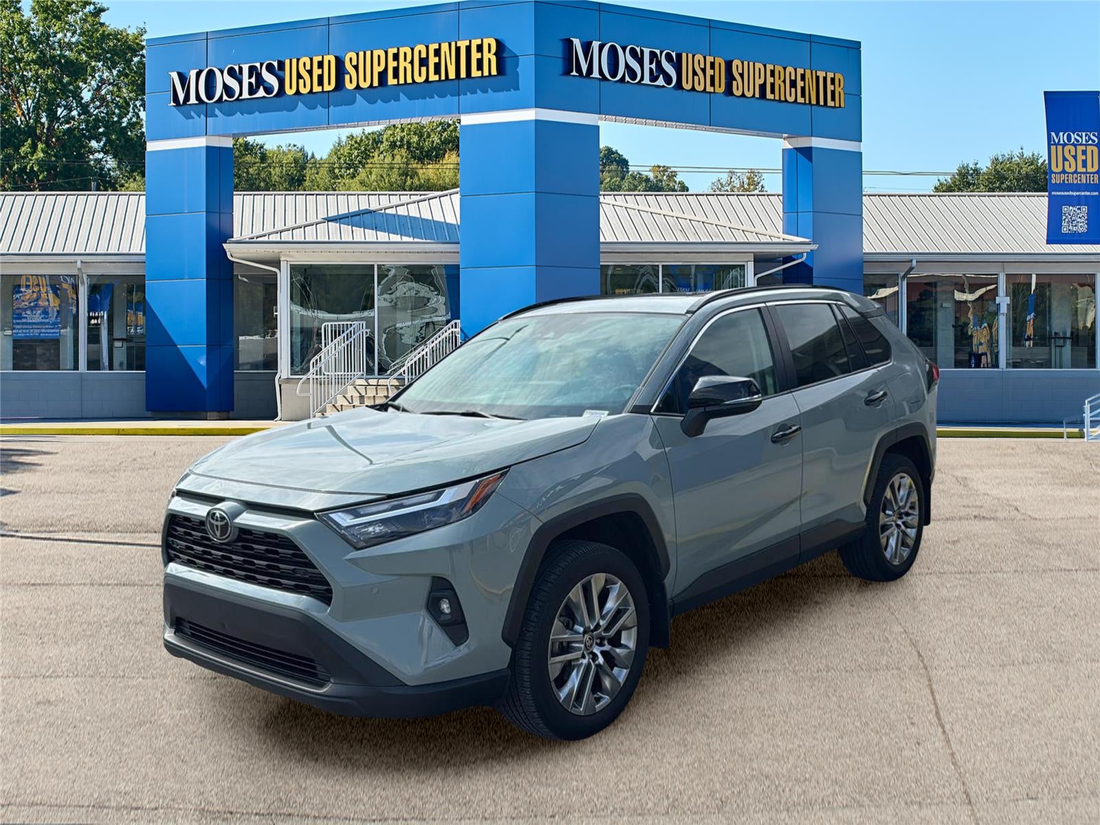 2023 Toyota RAV4 XLE Premium