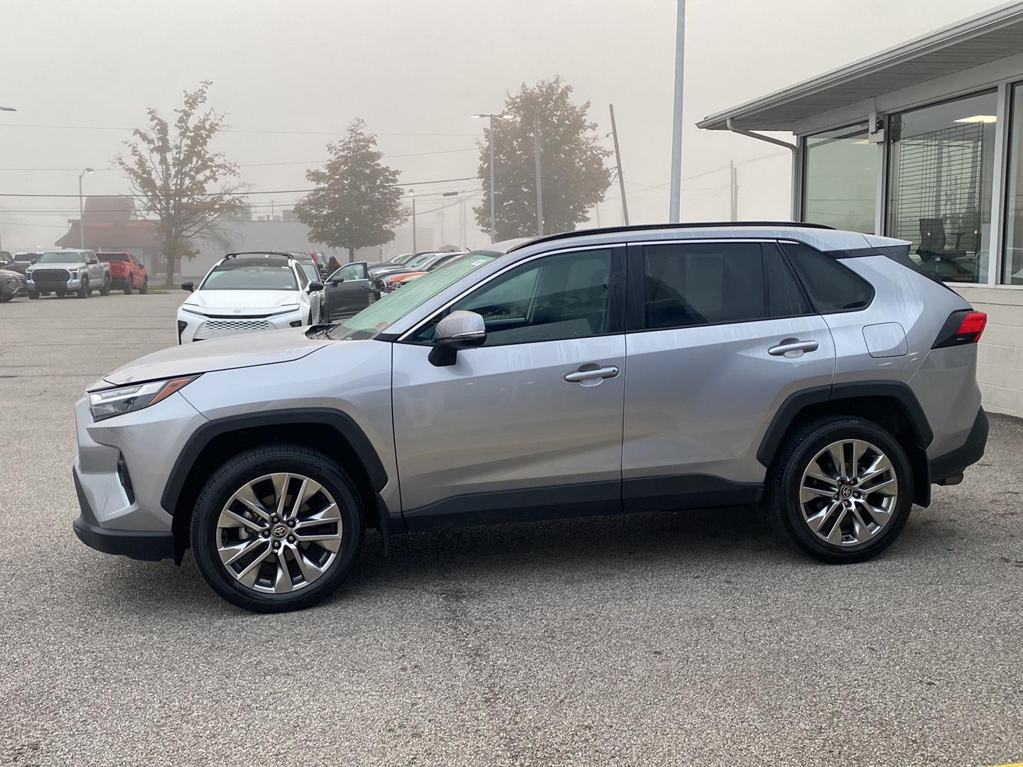 2023 Toyota RAV4 XLE Premium