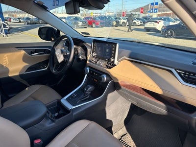 2019 Toyota RAV4 Hybrid Limited