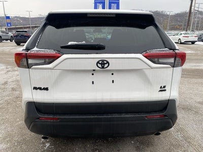2025 Toyota RAV4 LE