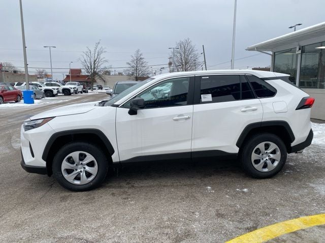 2025 Toyota RAV4 LE