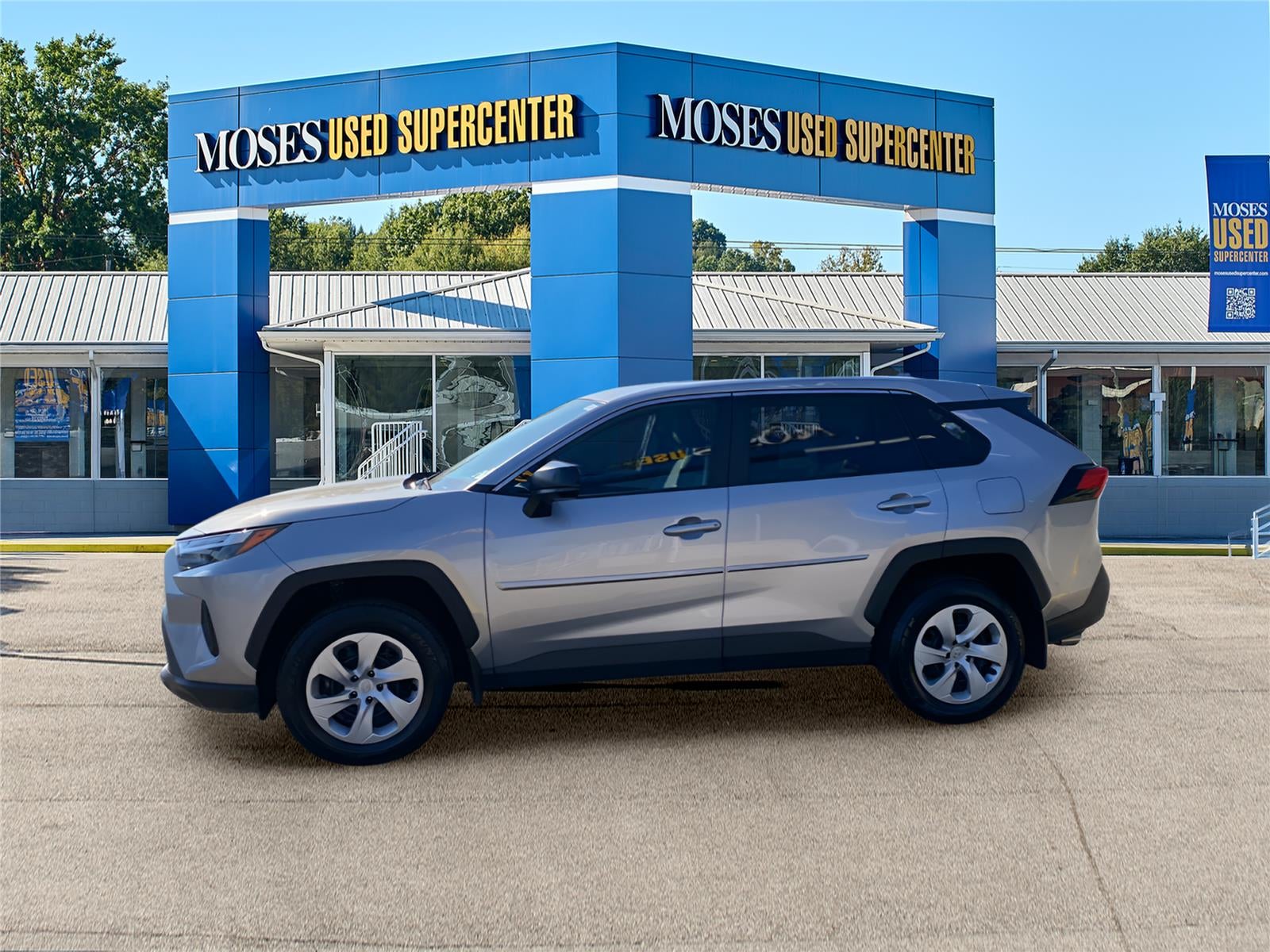 2024 Toyota RAV4 LE