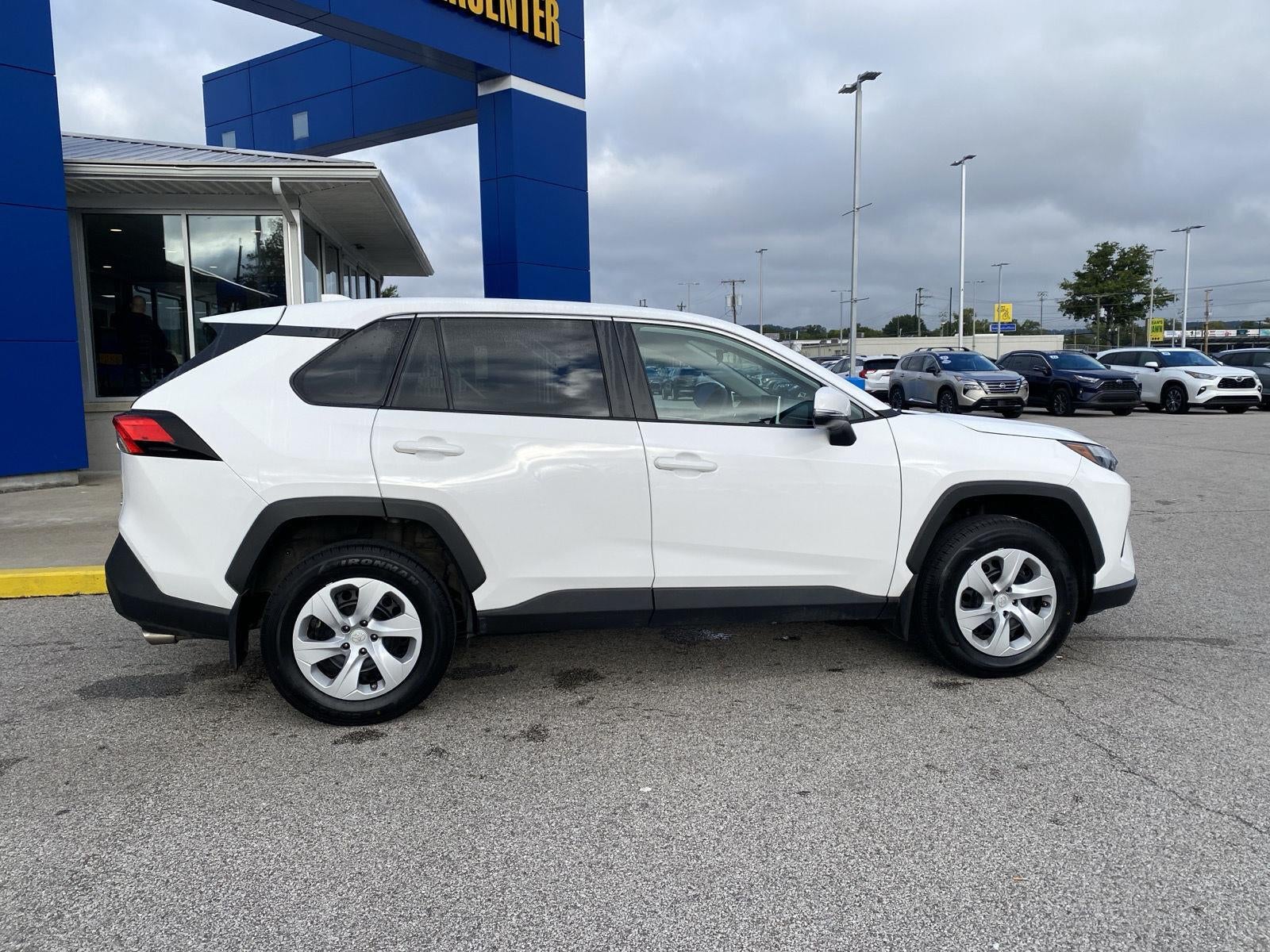 2023 Toyota RAV4 LE