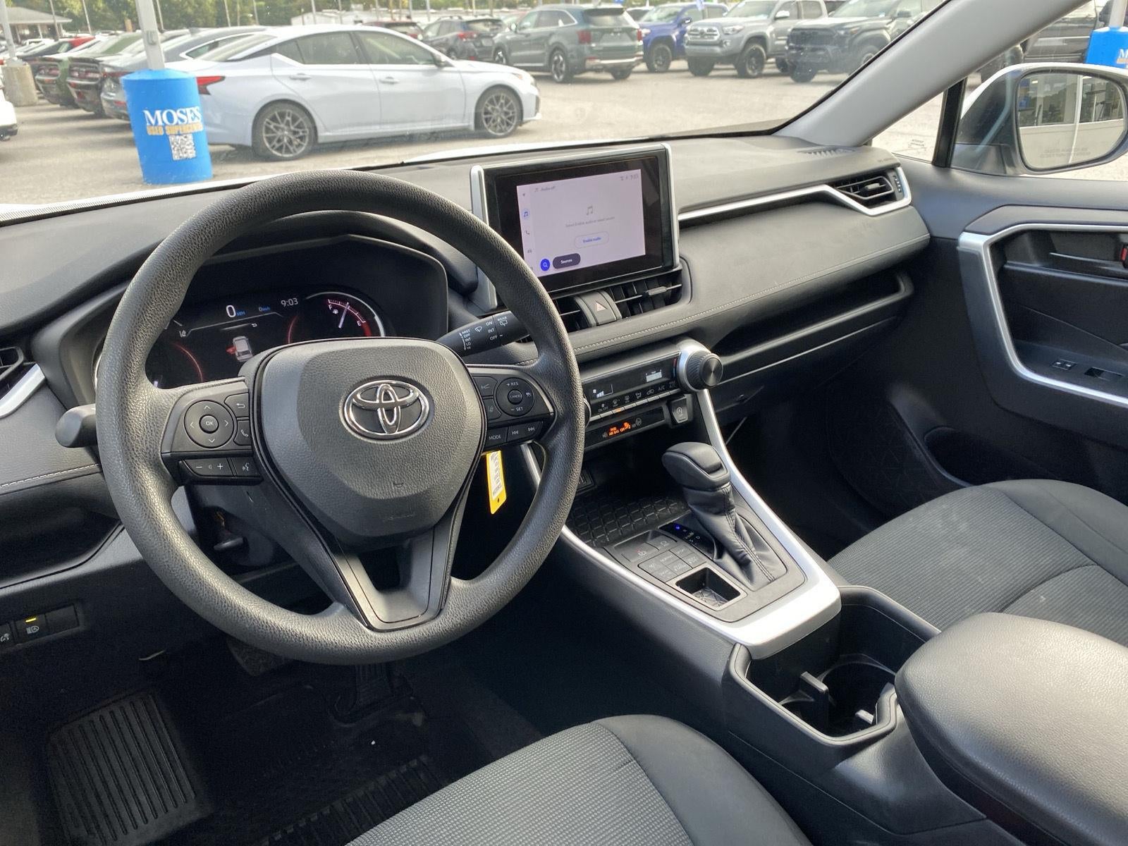 2023 Toyota RAV4 LE