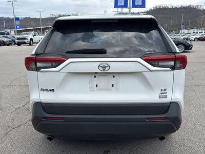 2020 Toyota RAV4 LE
