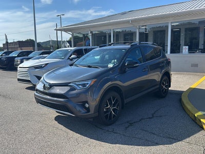 2018 Toyota RAV4 SE