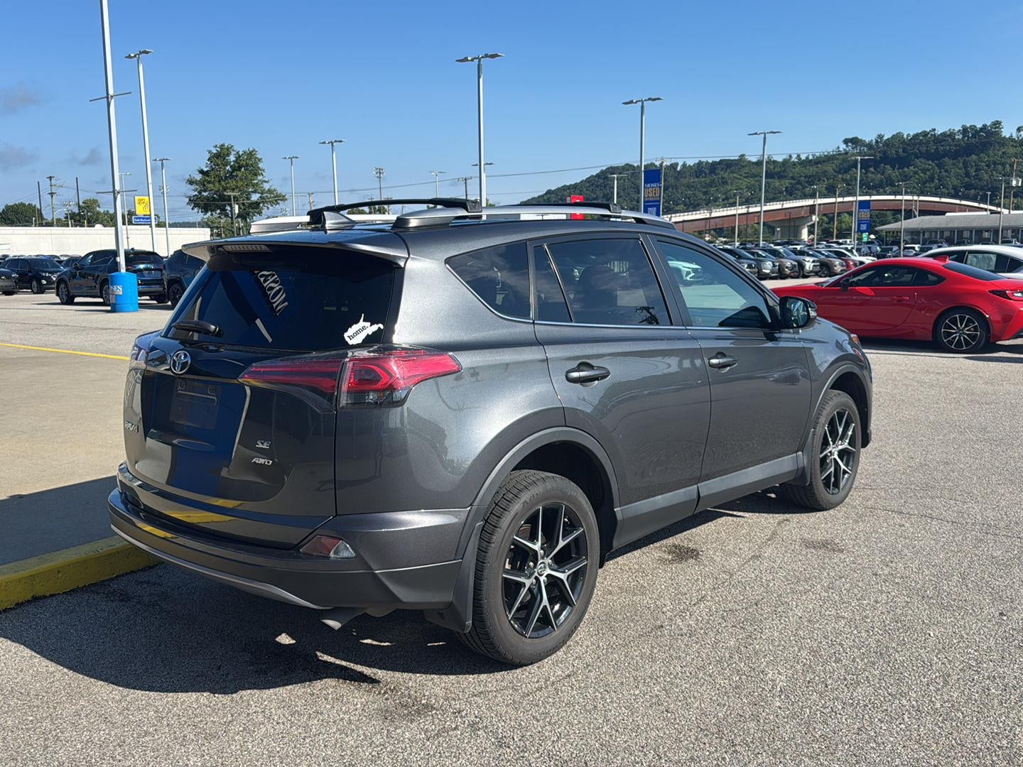2018 Toyota RAV4 SE