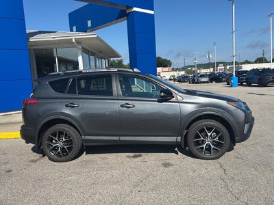 2018 Toyota RAV4 SE
