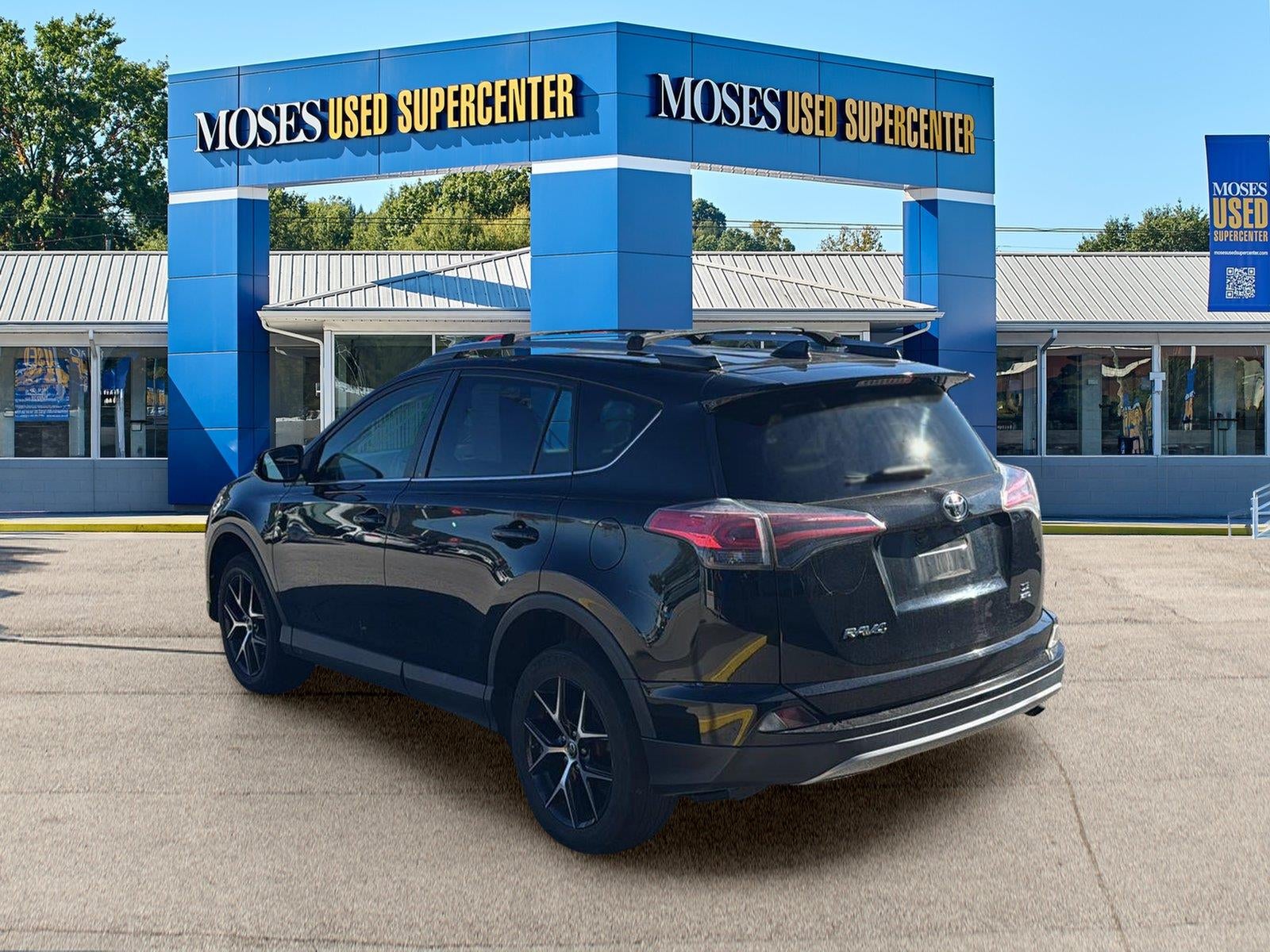 2017 Toyota RAV4 SE
